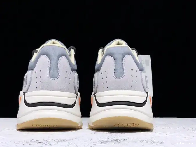 'Magnet' Boost Yeezy 700 FV9922 Adidas v2 0503